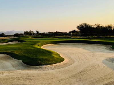 There's no denying it, golf is a beautiful game. But what makes it so great? 🏌🏼‍♀️ Here are my top reasons why golf is the best game on earth! There's no denying it, golf is a beautiful game. But what makes it so great? 🏌🏼‍♀️ Here are my top reasons why golf is the best game on earth!